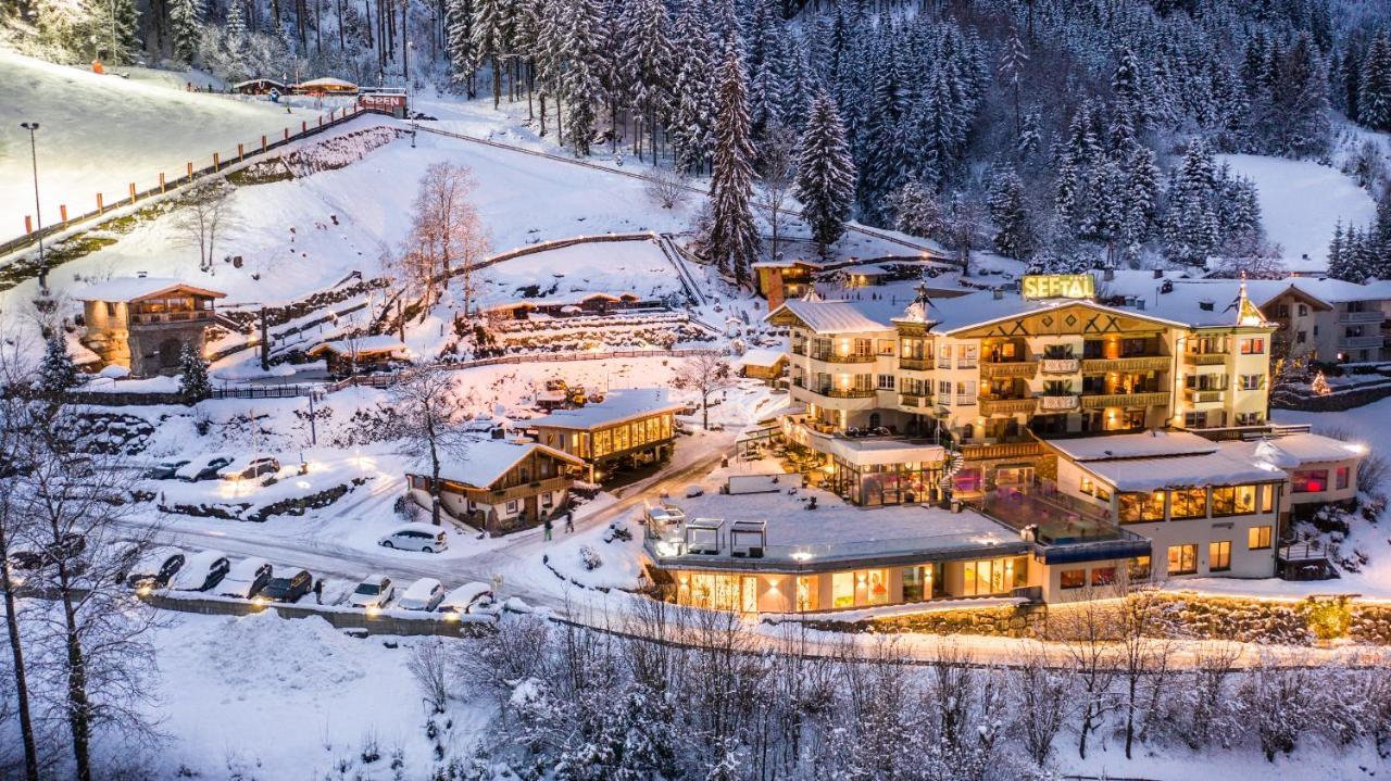 Alpin Family Resort Seetal Kaltenbach Bagian luar foto