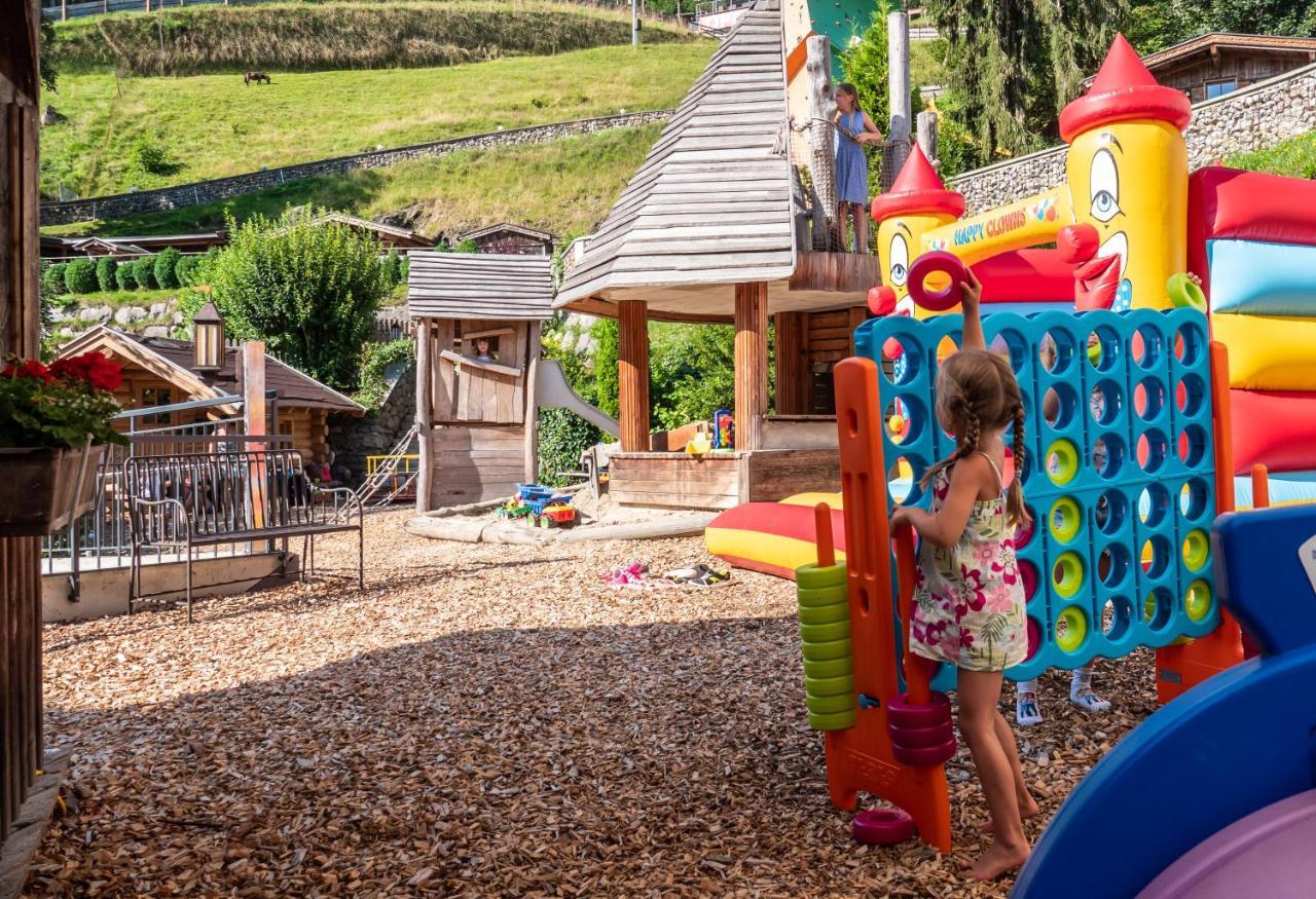 Alpin Family Resort Seetal Kaltenbach Bagian luar foto